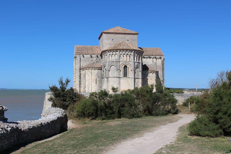 Eglise_Sainte-Radegonde_a_Talmont-sur-Gironde